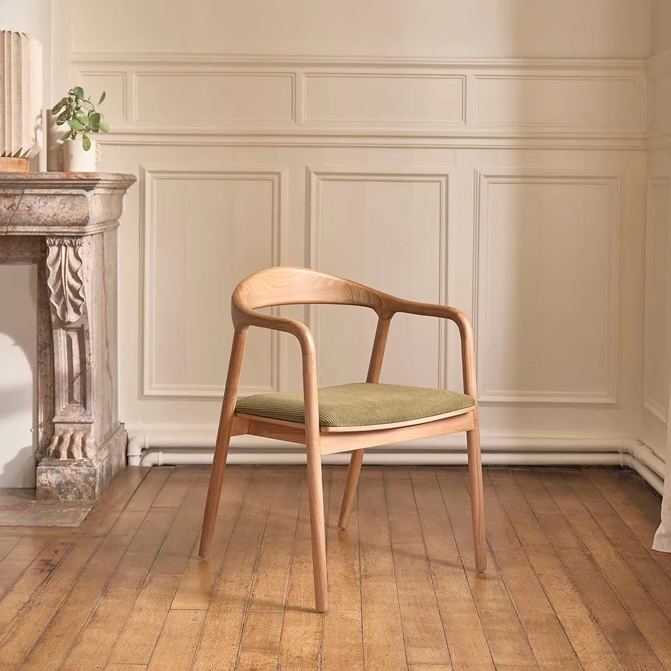 Berah Getah Ambre chaise teck velours côtelé kaki