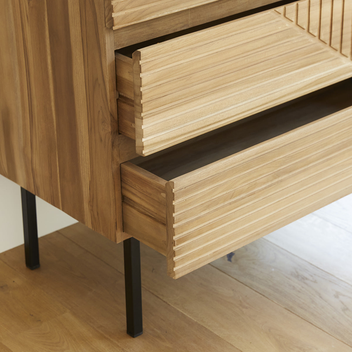 Berah Getah Portland commode teck 3 tiroirs 95 cm