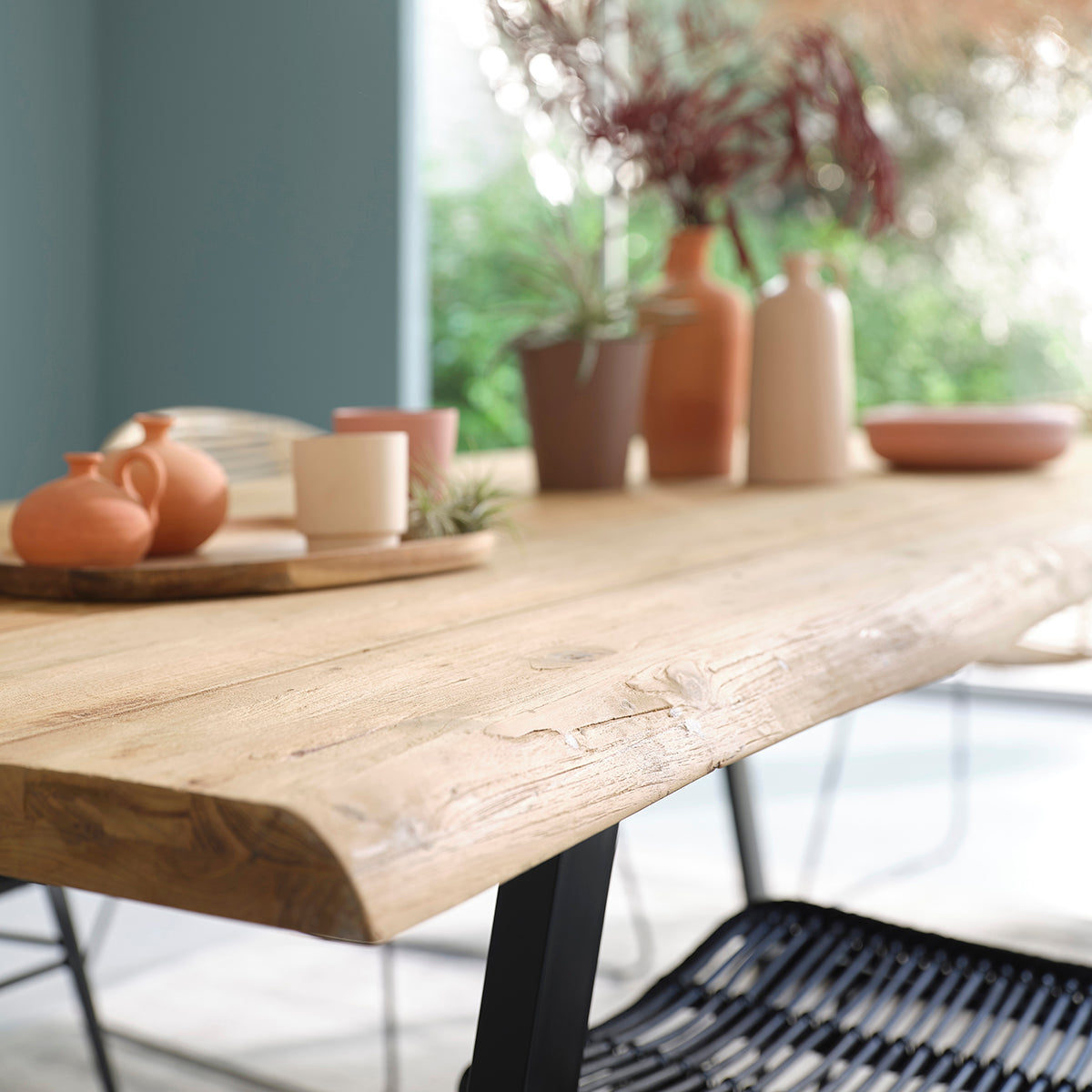 Berah Getah JUNE table teck recyclé métal 10 personnes