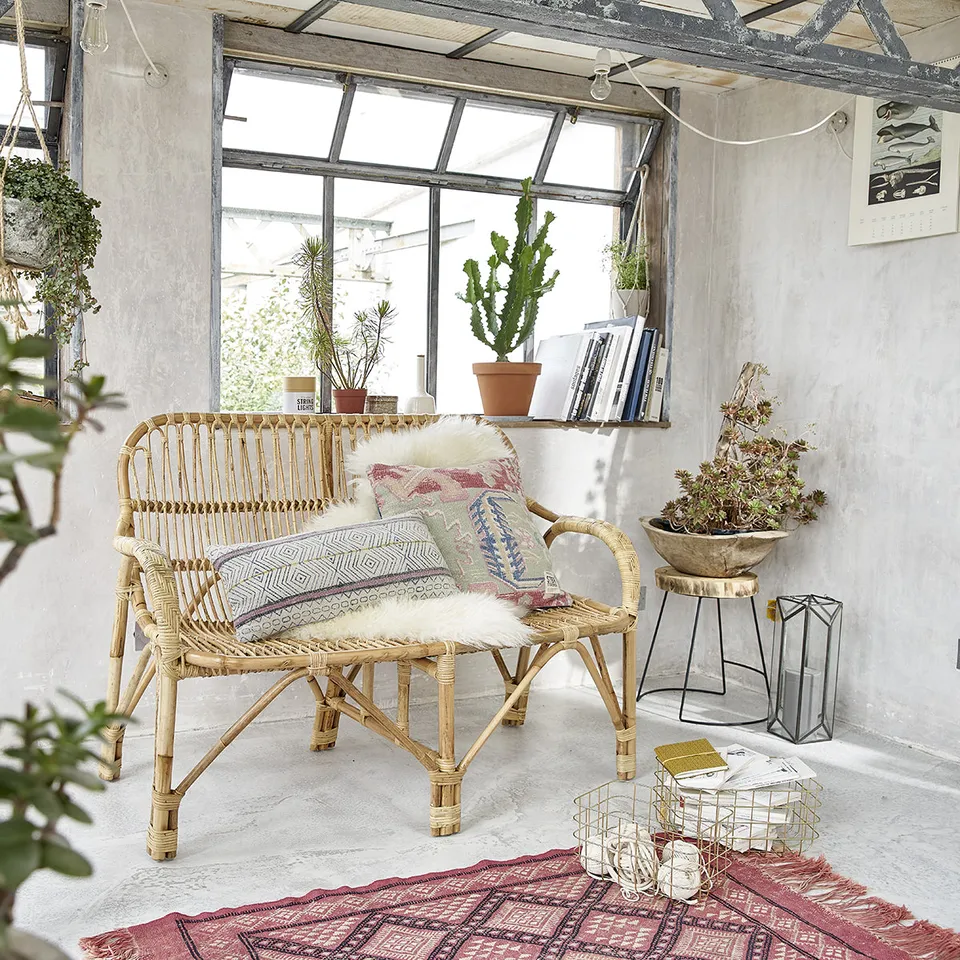Berah Getah Paola banquette rotin naturel vintage coussin