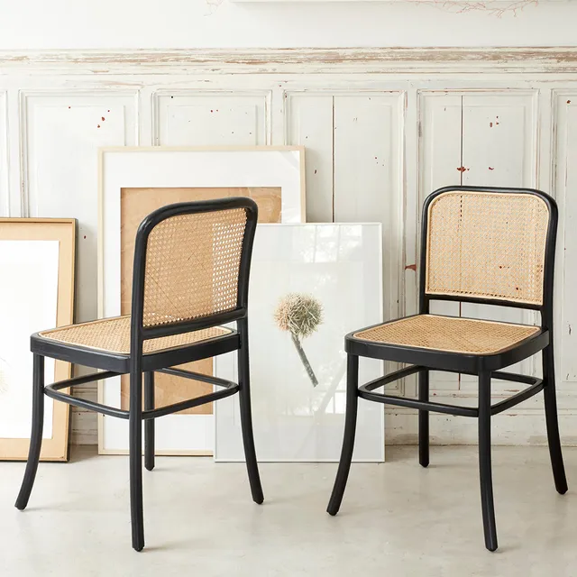 Berah Getah ARON lot 2 chaises acajou cannage noir