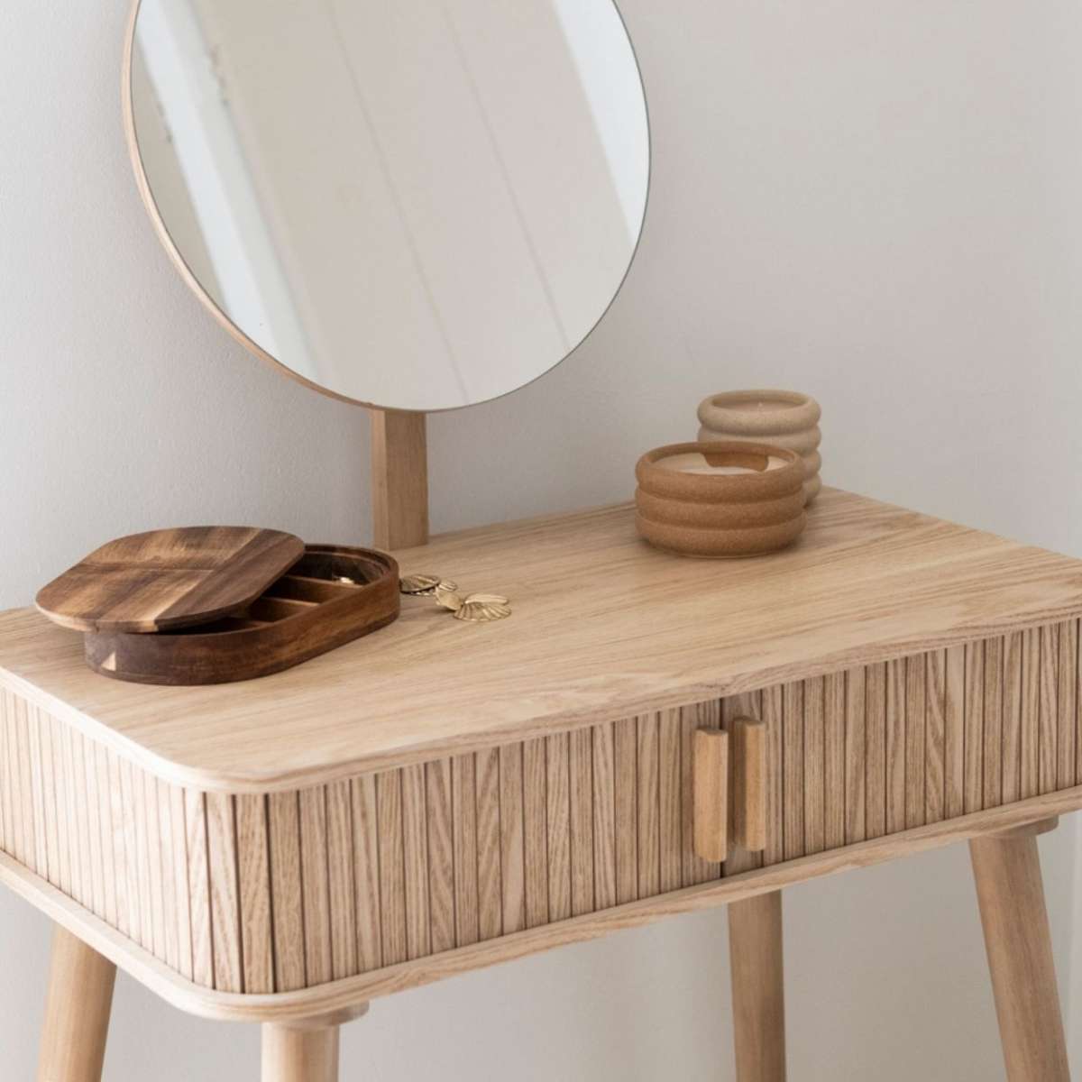 Andrea House buffet bois frêne pin portes coulissantes salon