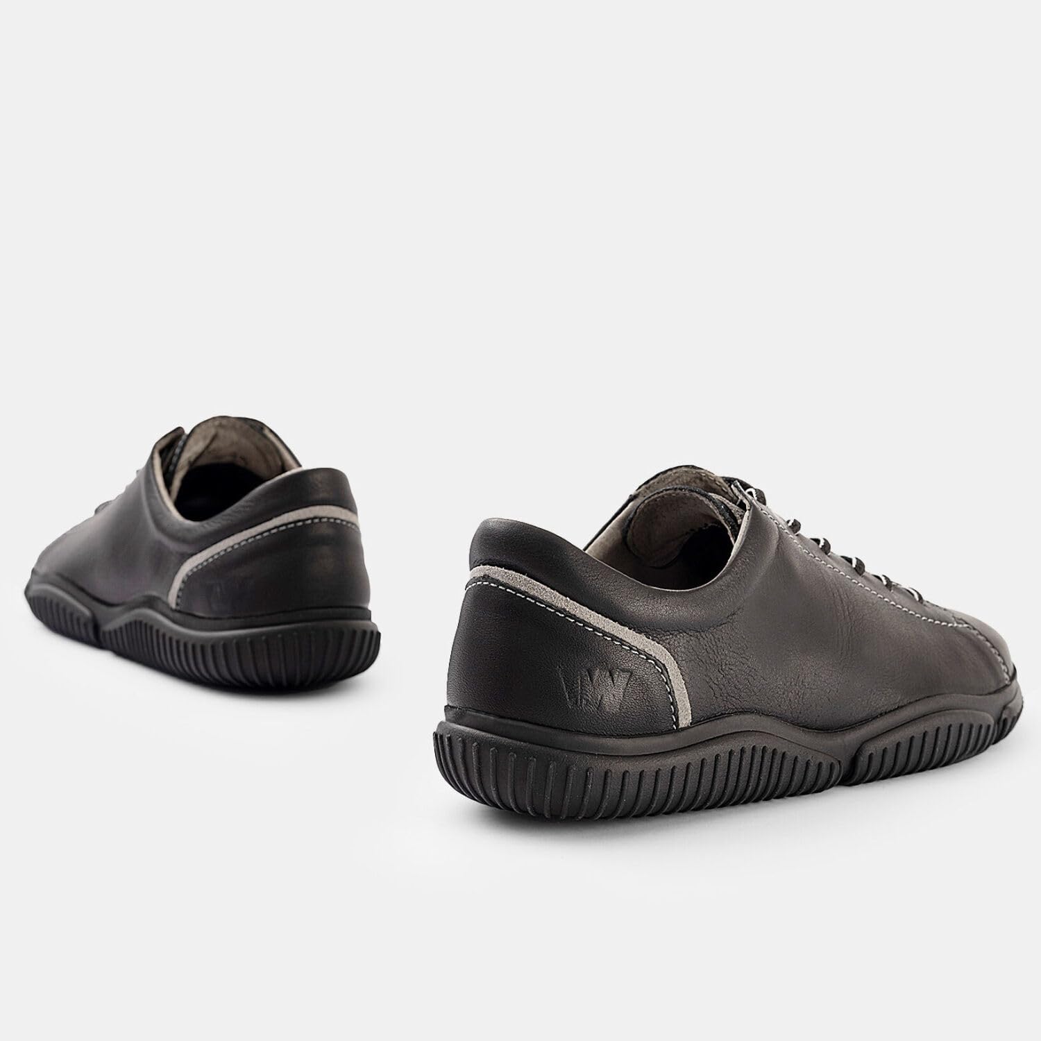 Bata Chaussures à lacets femme Barefoot 36 EU plates