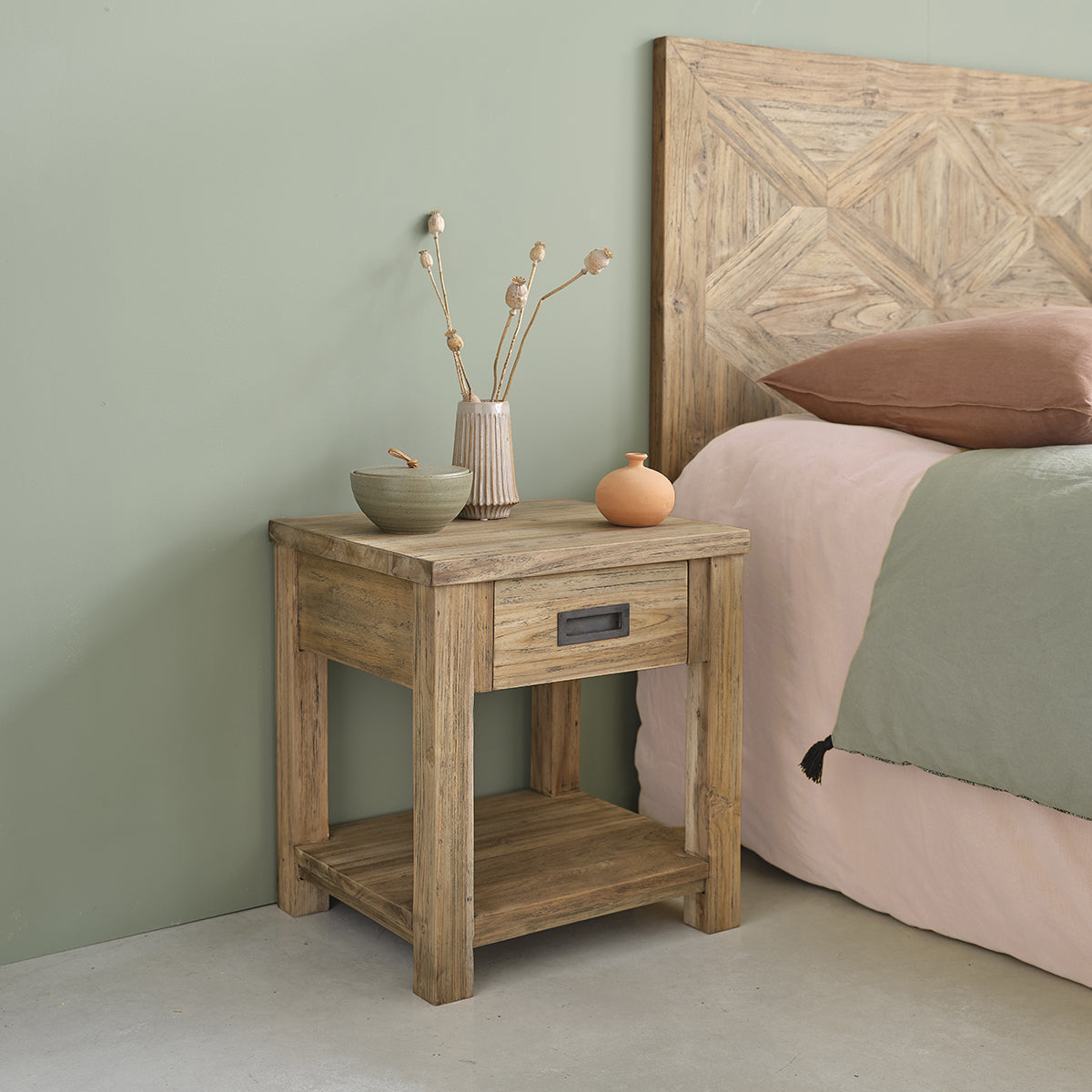 Berah Getah Cargo table de chevet teck recyclé 45 cm
