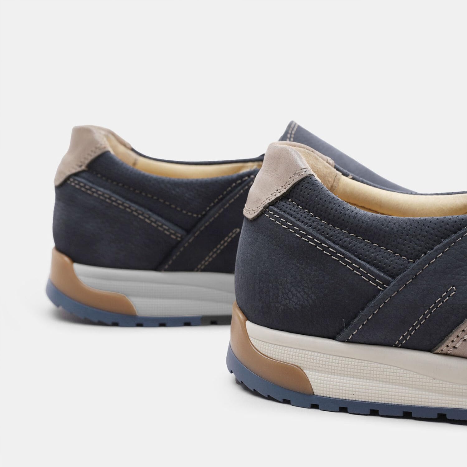 Bata Mocassins homme nubuck confort ville