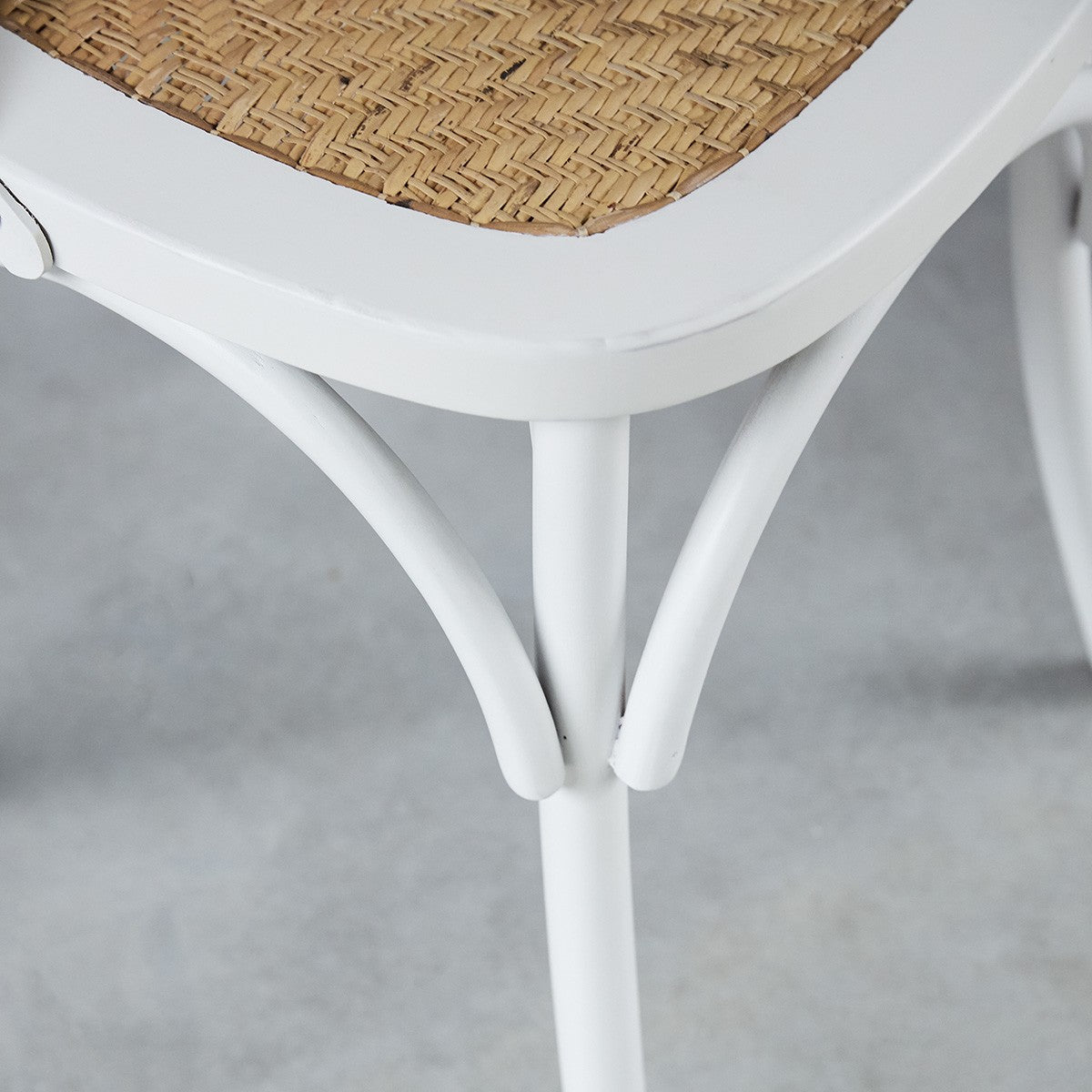 Berah Getah LONDRES lot 2 chaises bistrot acajou rotin