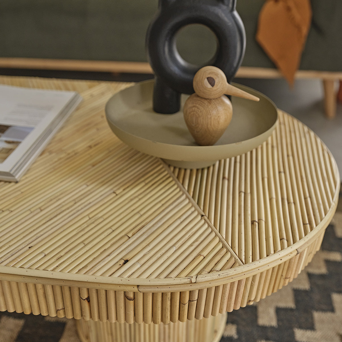 Berah Getah ALMA table basse rotin 120 cm ovale