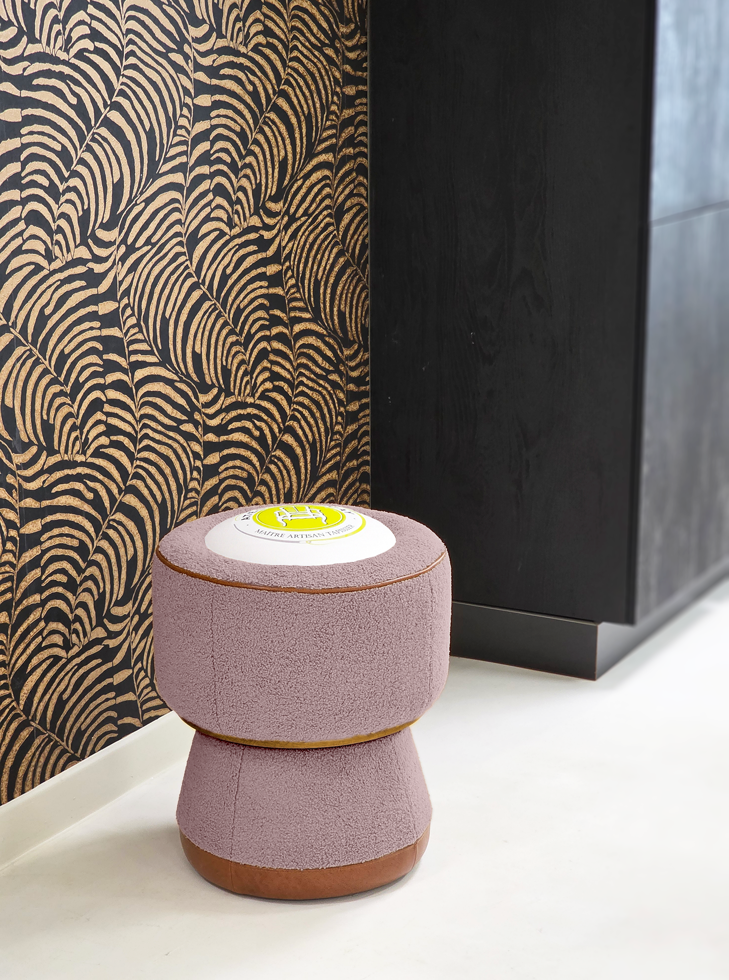 Atelier Douay Pouf Effervescence bouchon champagne bouclé