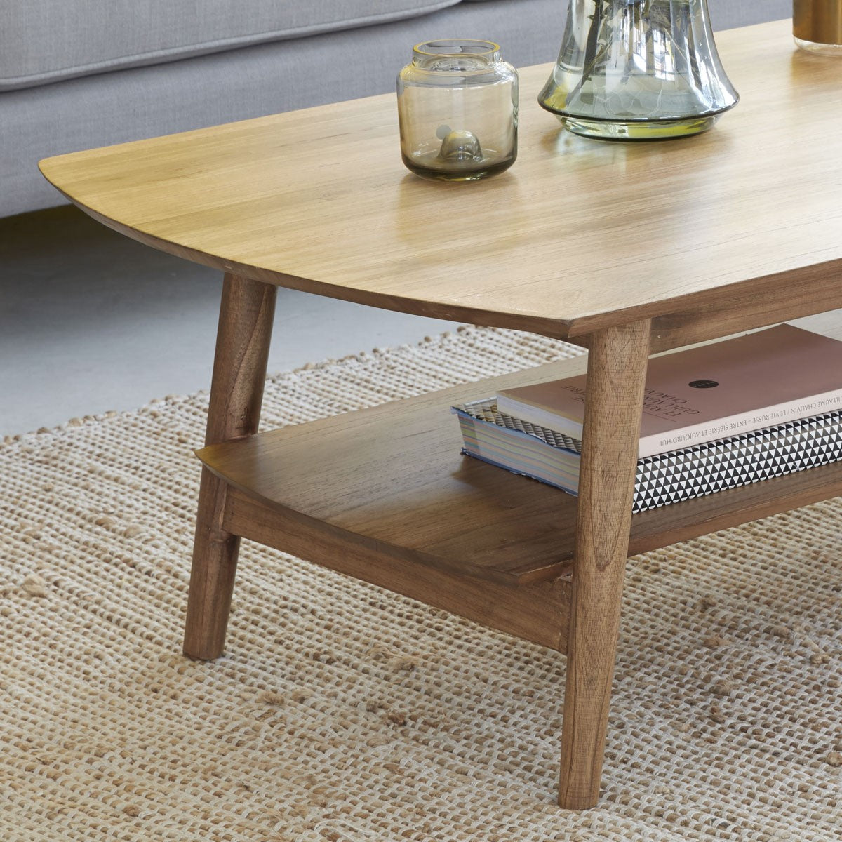 Berah Getah ODDA table basse mindi 130 cm étagère
