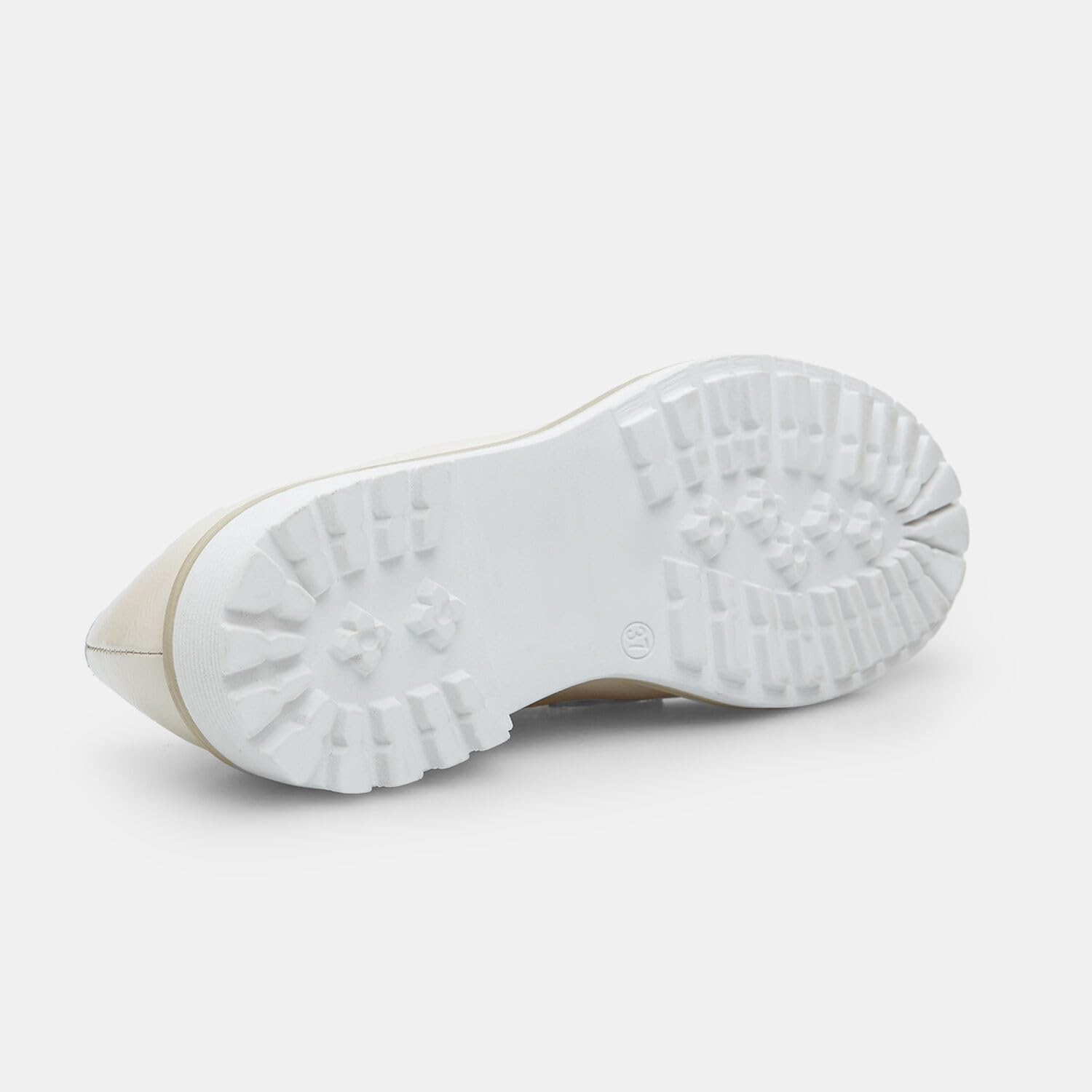 Bata mocassins vernis femme 37 EU semelle track