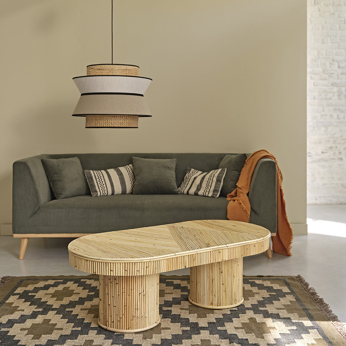 Berah Getah ALMA table basse rotin 120 cm ovale