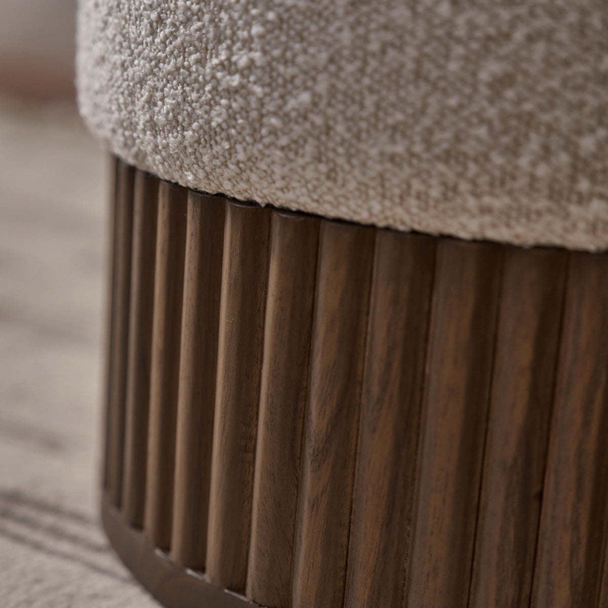 Berah Getah Tane pouf mindi bouclette blanche Ø38 cm
