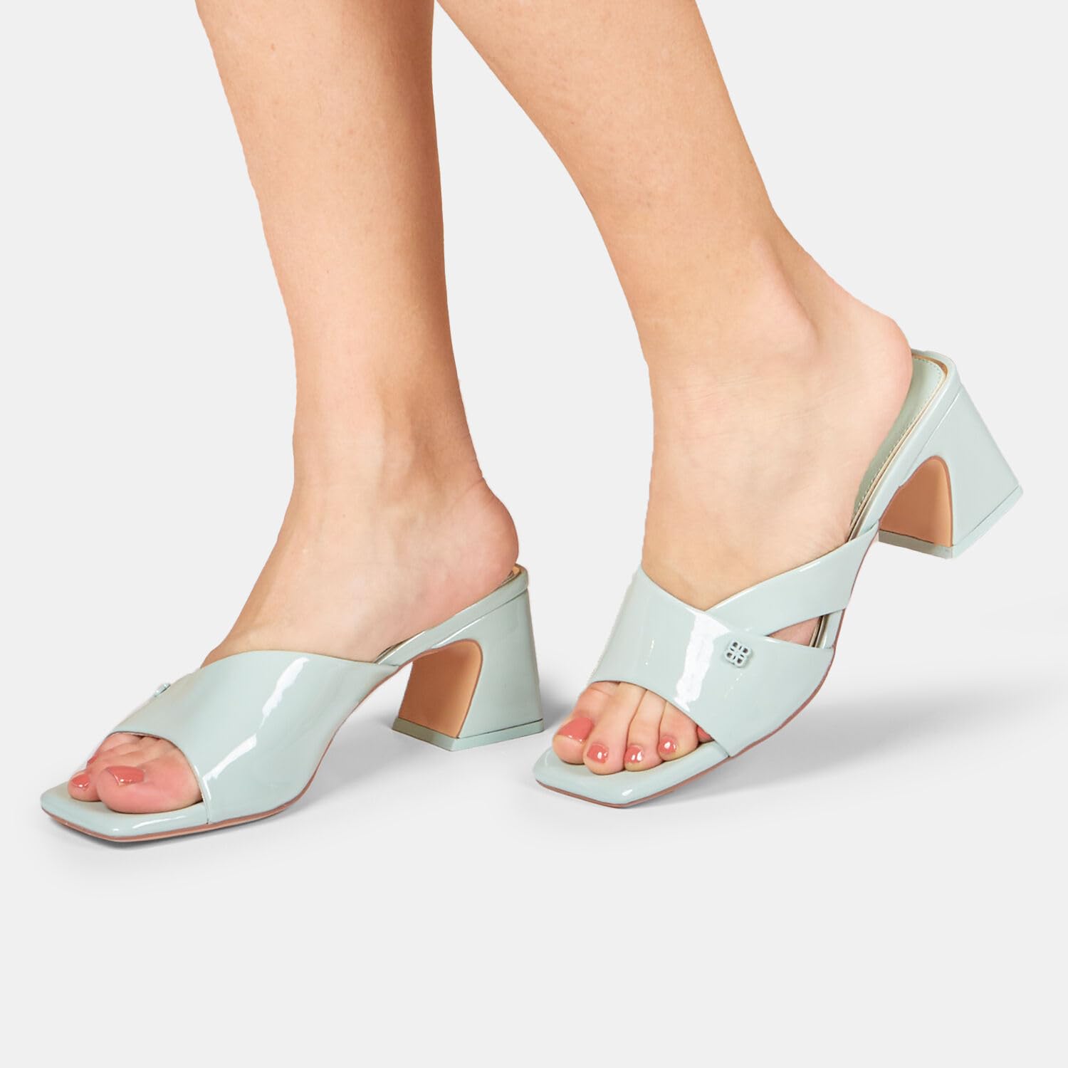 Bata Red Label mules femme talon 6 cm confortables