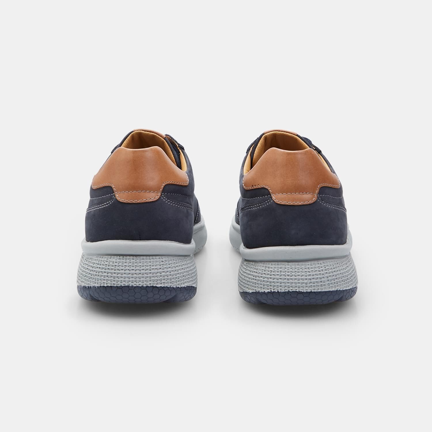 Bata Chaussures à Lacets nubuck homme ville confort