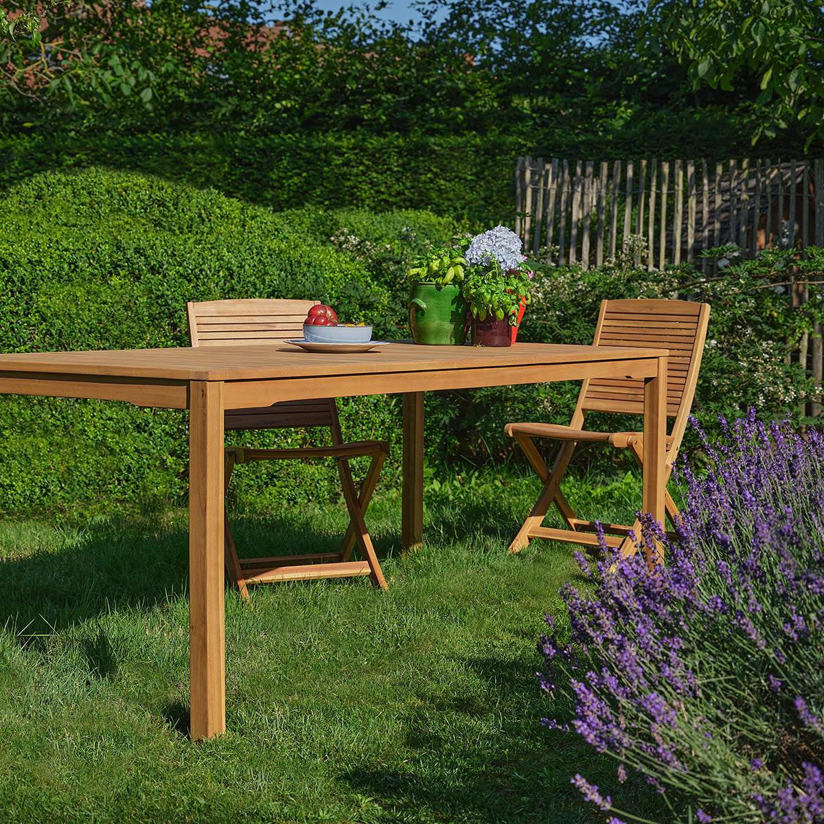 Berah Getah Milos table de jardin acacia 200 cm huilé