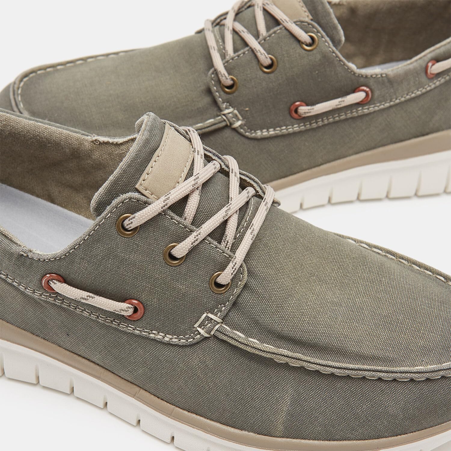 Bata Mocassins bateau homme cuir classique