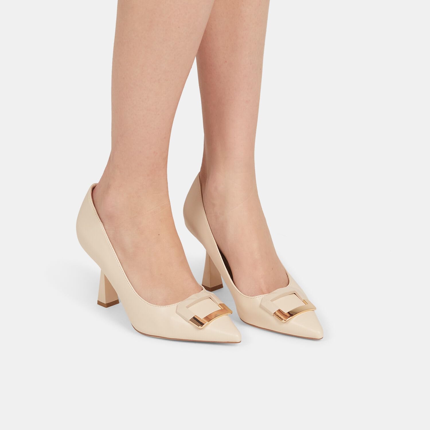 Bata Red Label escarpins talon midi boucle femme
