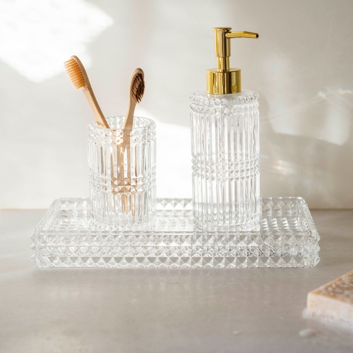 Andrea House Baño distributeur savon verre doré classique