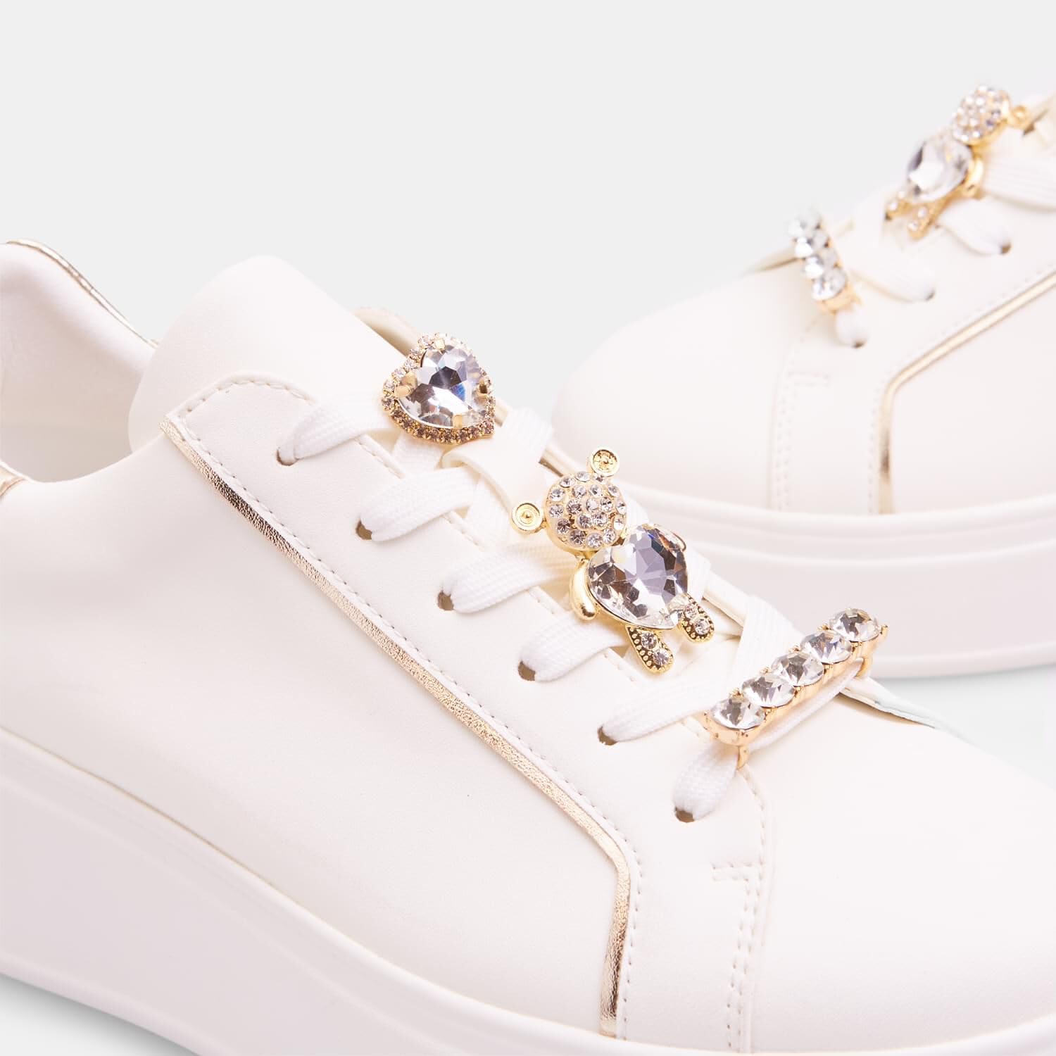 Bata Sneakers femme blanche 35 EU bijou