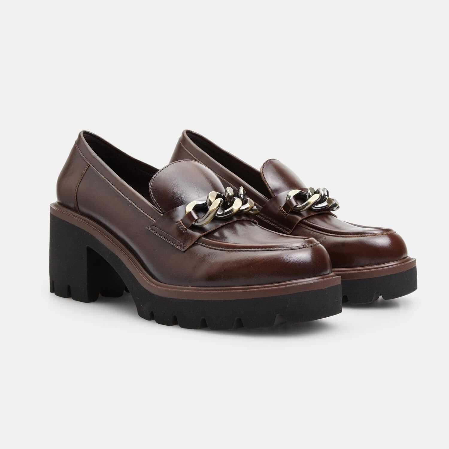 Bata mocassins femme à talon ville chic