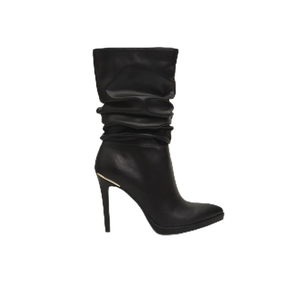 Bata Bottes femme bouclées talon aiguille soirée