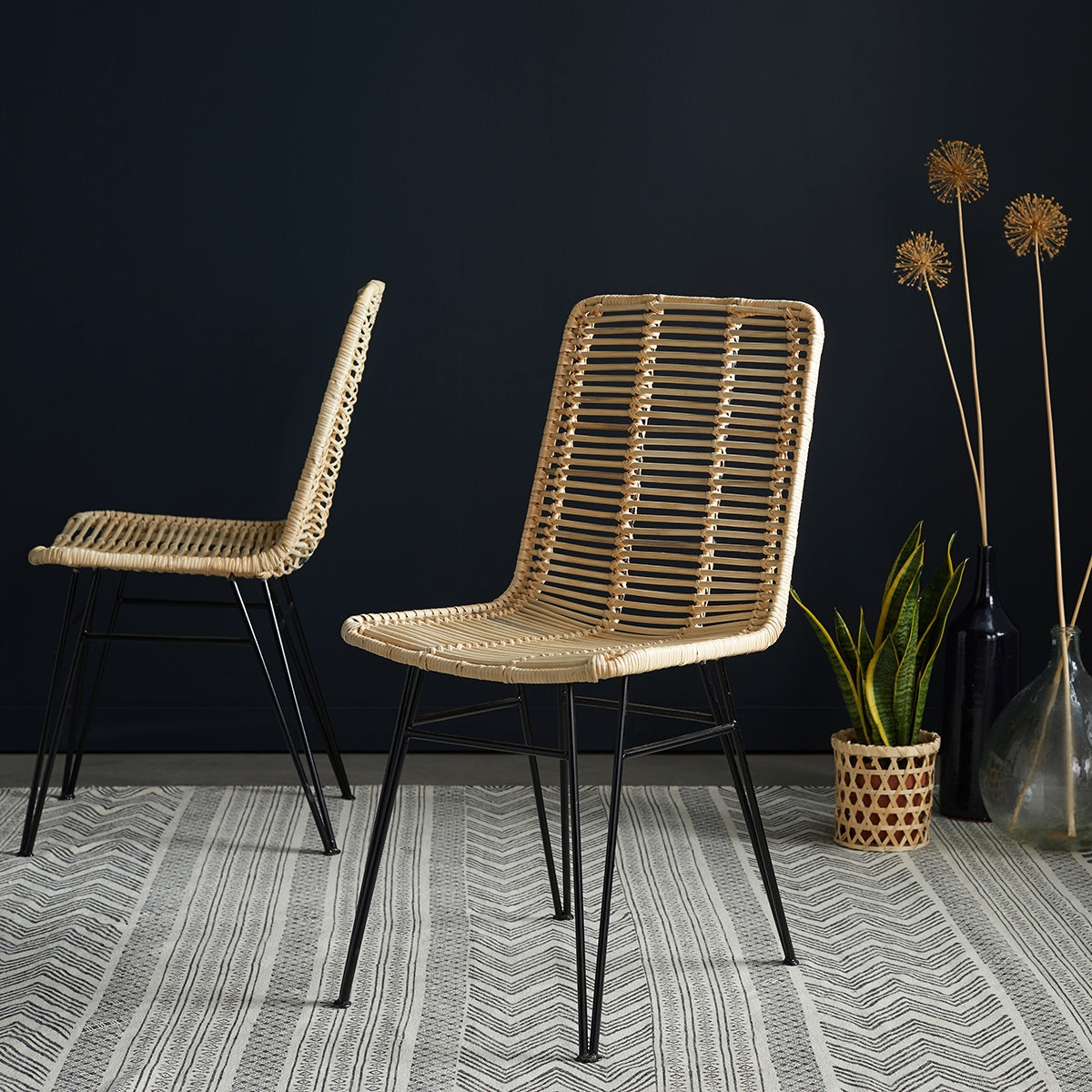 Berah Getah BOHEMA lot 2 chaises rotin et métal