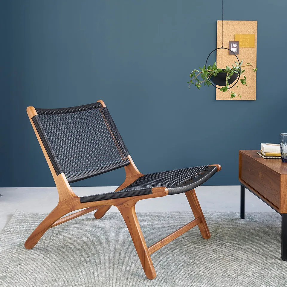 Berah Getah Lina fauteuil teck teinté tissage noir salon