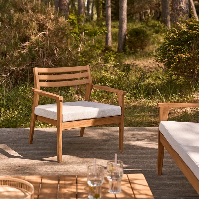 Berah Getah BARI fauteuil jardin teck coussin grège