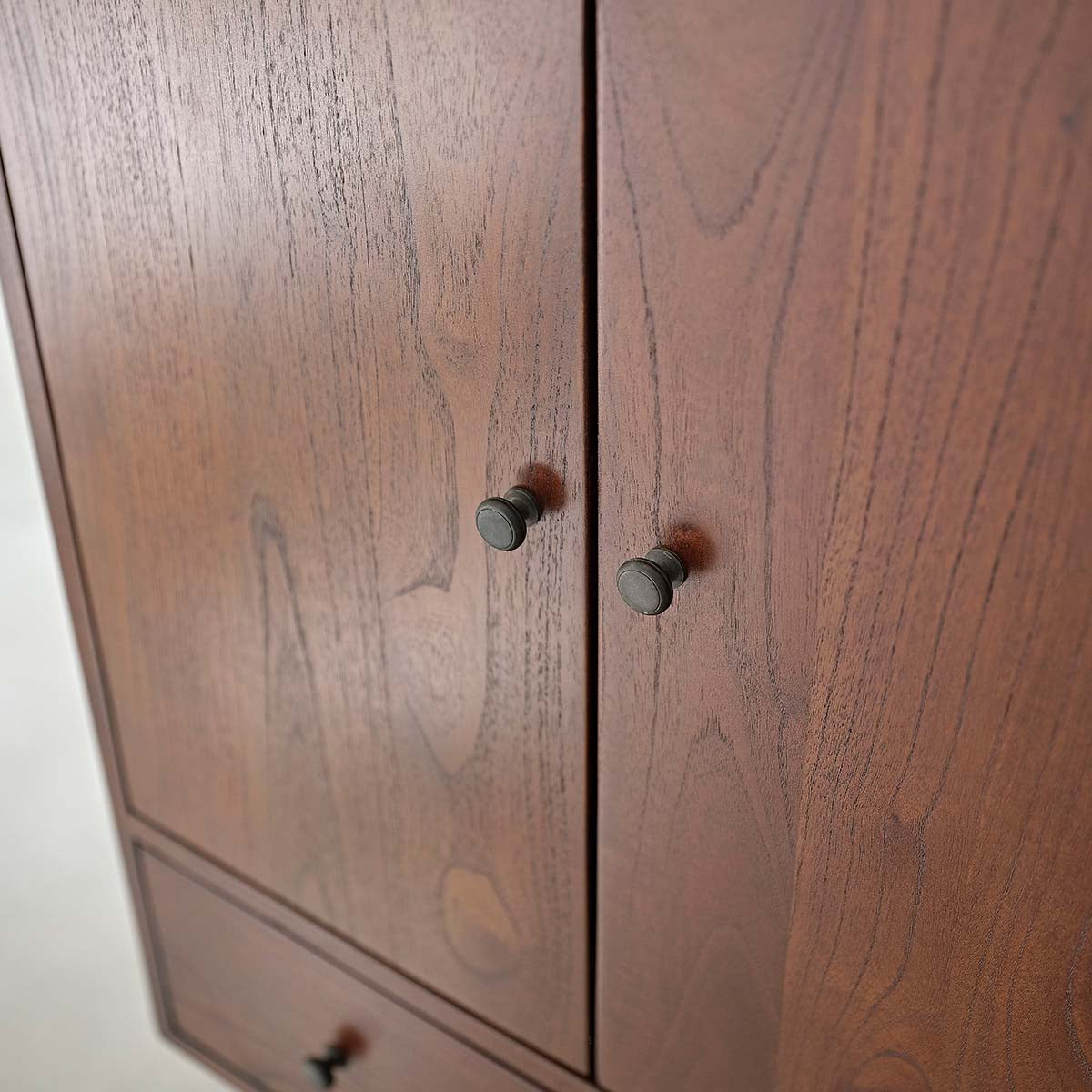 Berah Getah Vintage commode mindi noyer 90 cm