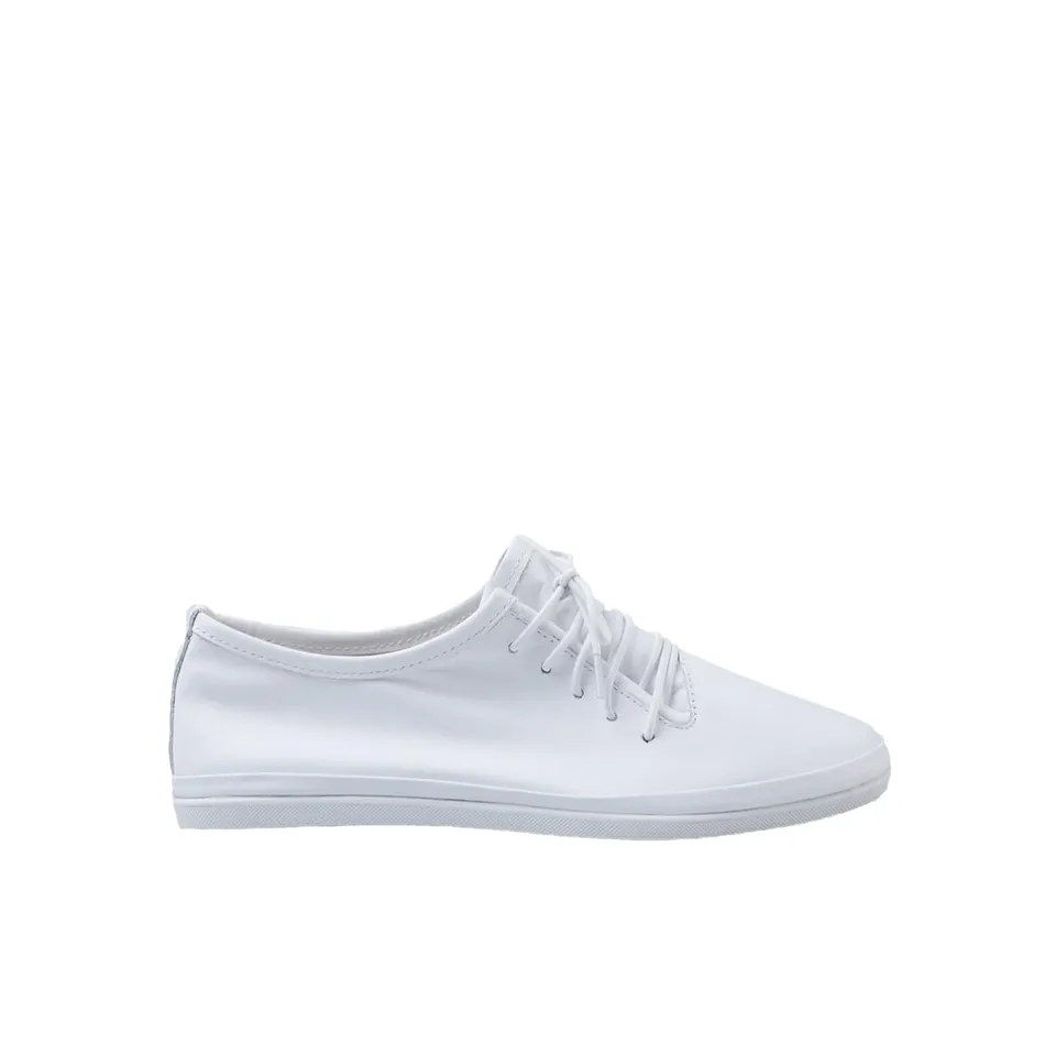 Bata Chaussures à lacets cuir femme plates ville