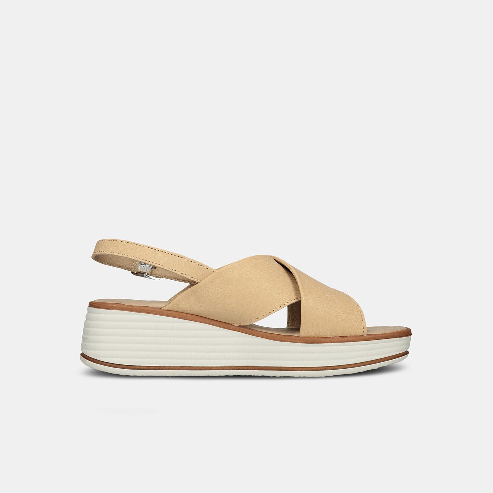 Bata Sandales daim femme sandales plates été