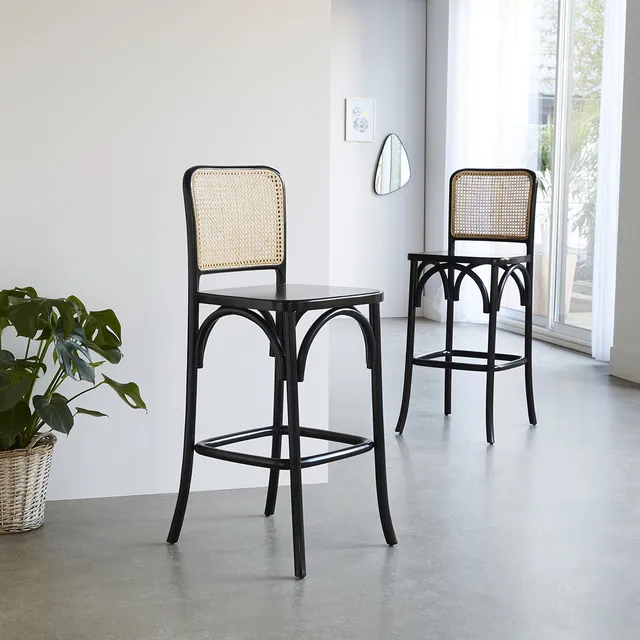 Berah Getah Aron lot 2 tabourets bar acajou cannage