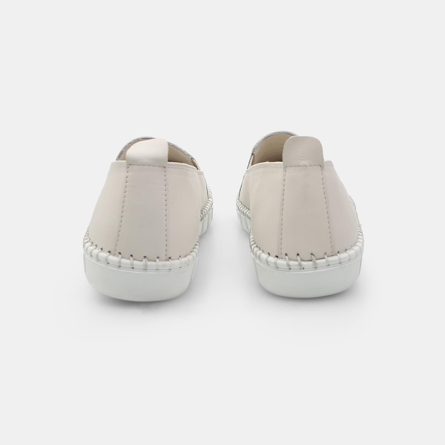 Bata Mocassins femme cuir 36 EU classiques
