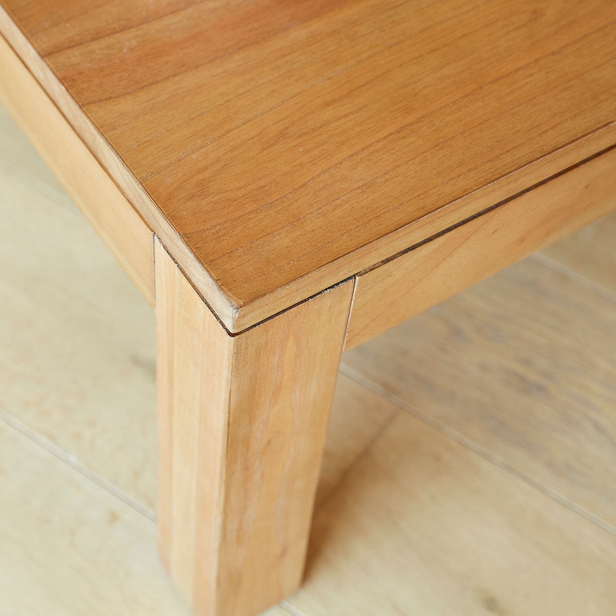 Berah Getah Tilo table basse mindi massif 110 cm rectangulaire