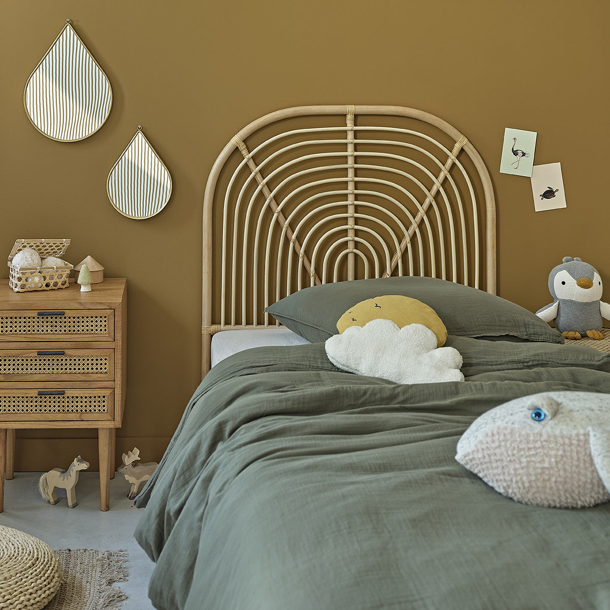 Berah Getah Boho tête de lit enfant rotin 90 cm arrondie