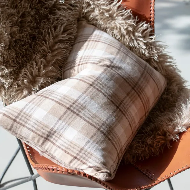 Andrea House Toulouse coussin carreaux 40x60