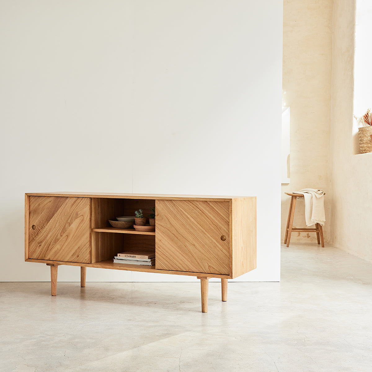 Berah Getah Pacôme buffet mindi massif 160 cm 2 portes