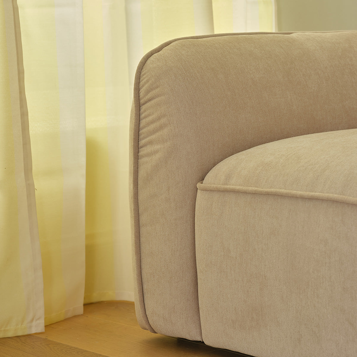 Berah Getah Hector canapé 3 places velours beige chiné