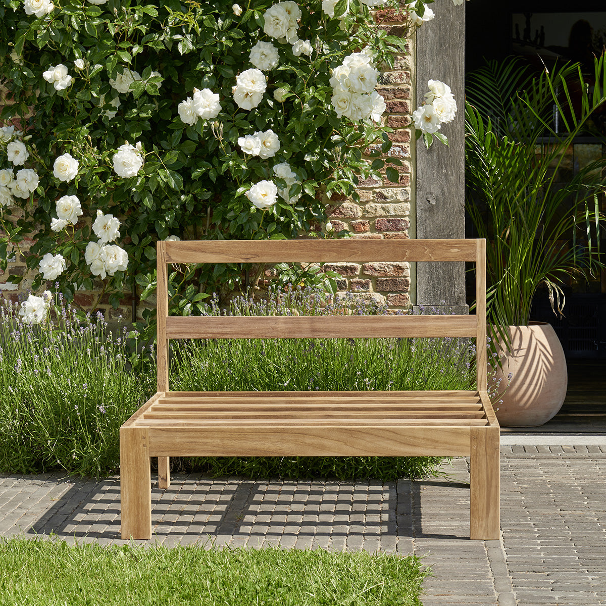 Berah Getah PALMA fauteuil jardin teck blanc coussins