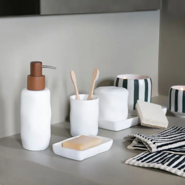 Andrea House distributeur savon salle de bain résine blanc