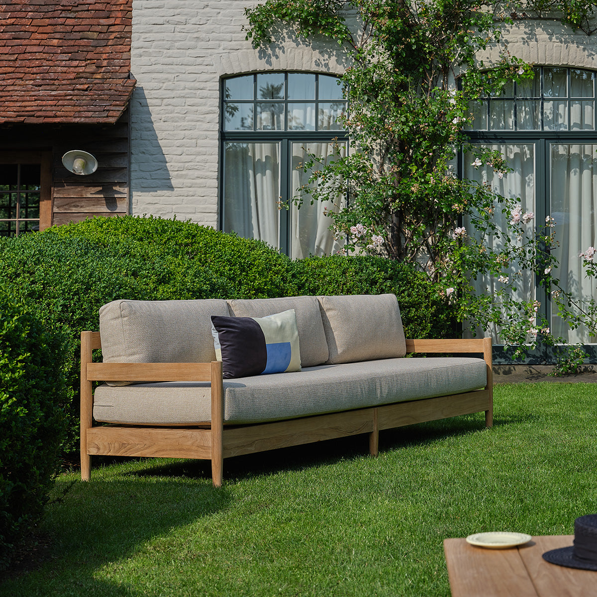 Berah Getah Calvi salon jardin bas teck 5 pers. beige chiné