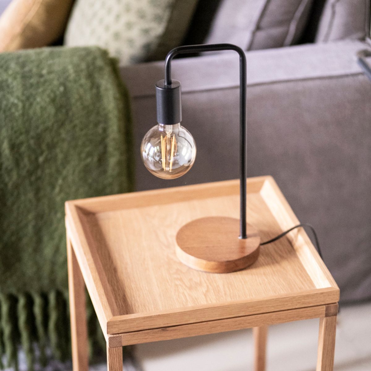 Andrea House Iluminación lampe table bois noir industriel