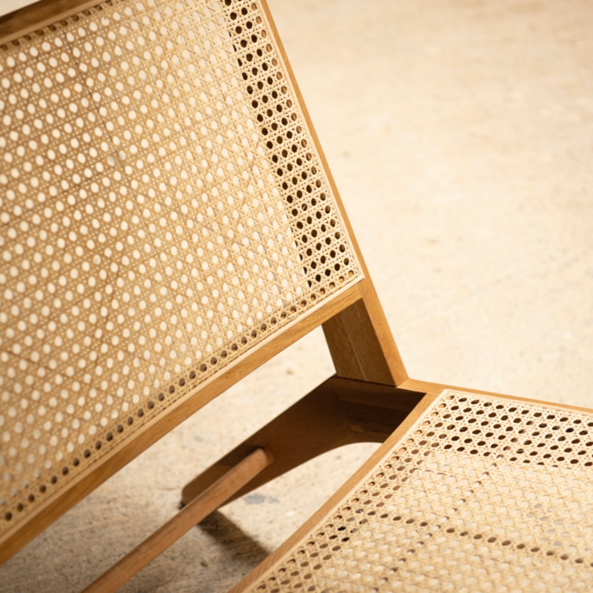 Andrea House fauteuil salon bois chêne
