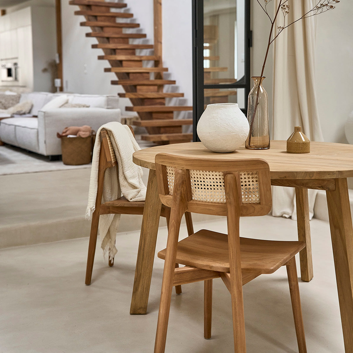 Berah Getah Sixtine chaise teck massif cannage naturel