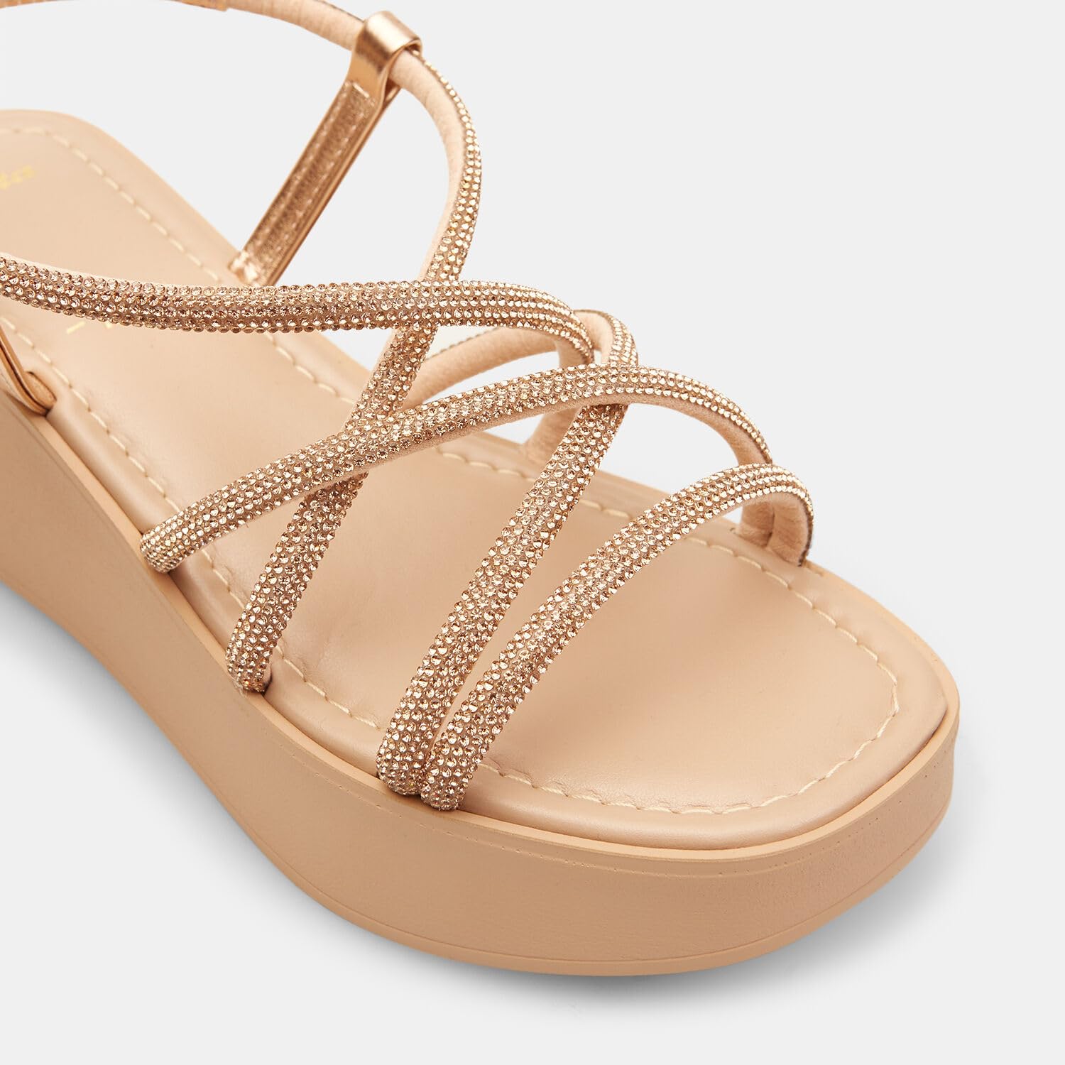 Bata Sandales femme compensée 6 cm chic