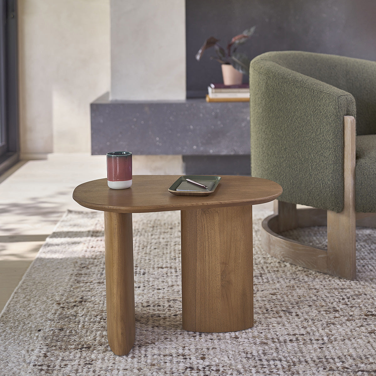 Berah Getah Calma table appoint teck organique ovale