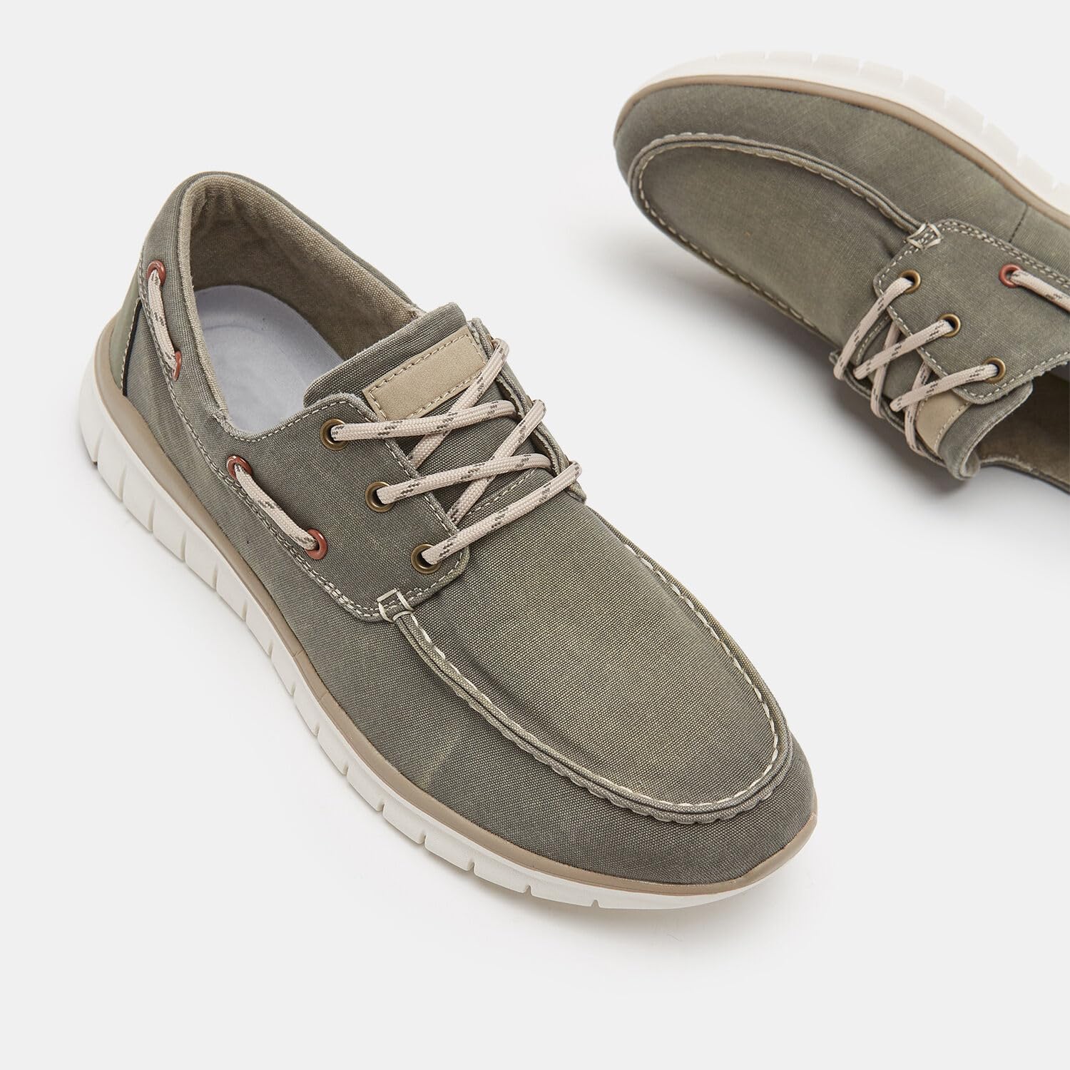 Bata Mocassins bateau homme cuir classique