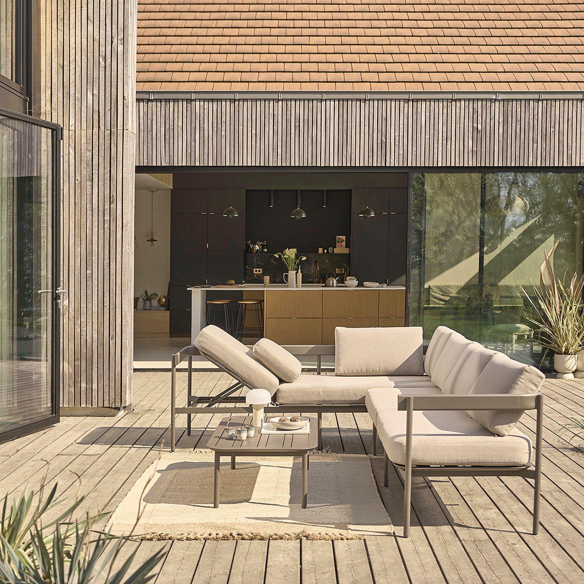 Berah Getah Alvar salon de jardin aluminium bas grège