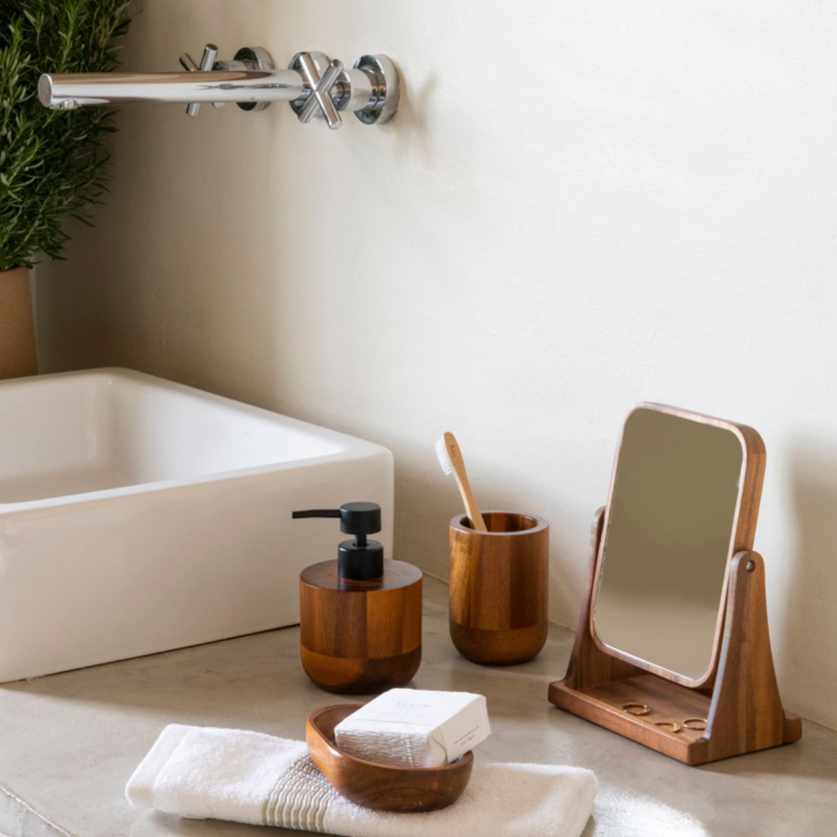 Andrea House miroir bijoux bois avec plateau salle de bain