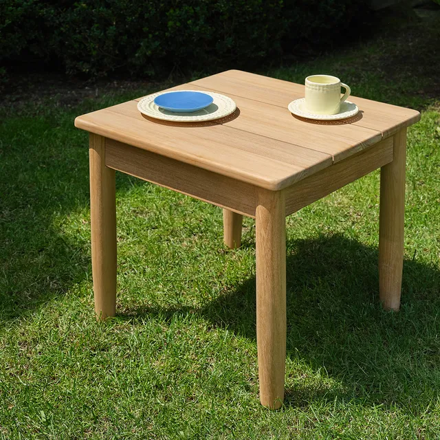Berah Getah CALVI table appoint jardin teck 50x50 cm